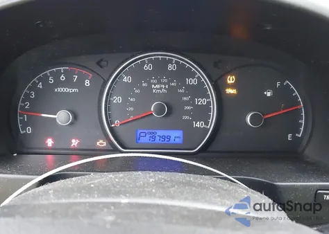 2010 Hyundai Elantra Gls z USA, uszkodzony, nr VIN KMHDU4ADXAU863277